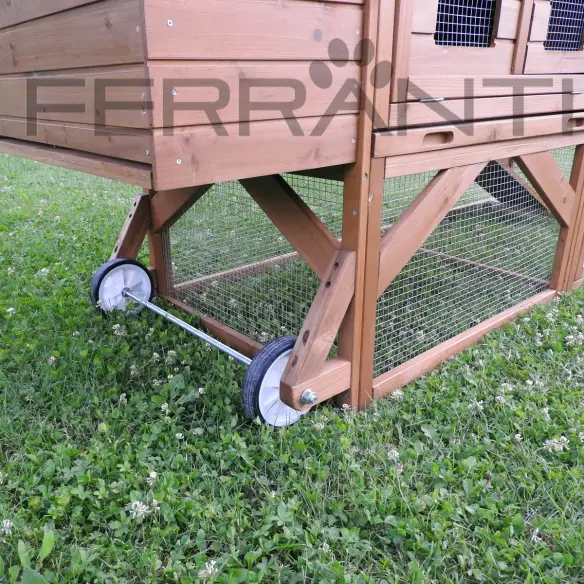 Roues pour déplacer le poulailler mobile sur roues
