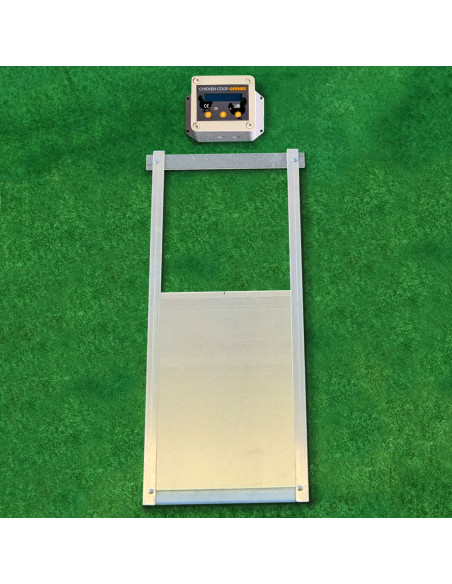 Porte automatique pour poulailler avec système crépusculaire et centrale