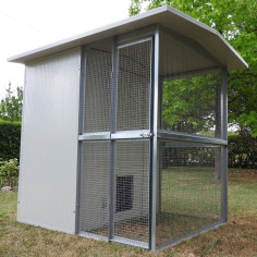 Abri pour chat extérieur en panneaux sandwich avec cage 2