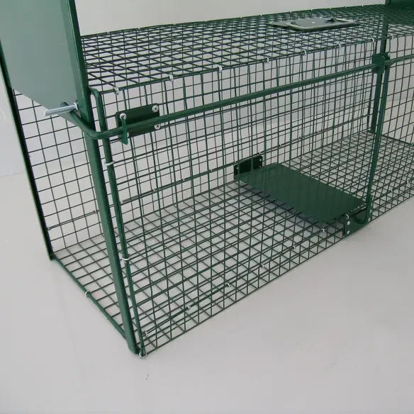 Entrée du piège pour rats taupes souris et campagnols