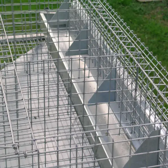 Compartiment d’engraissement dans cage à lapins 2 + 8