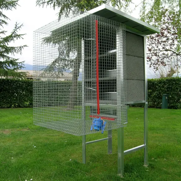 Pigeonnier volière pour 3 couples de pigeons avec nids et accessoires