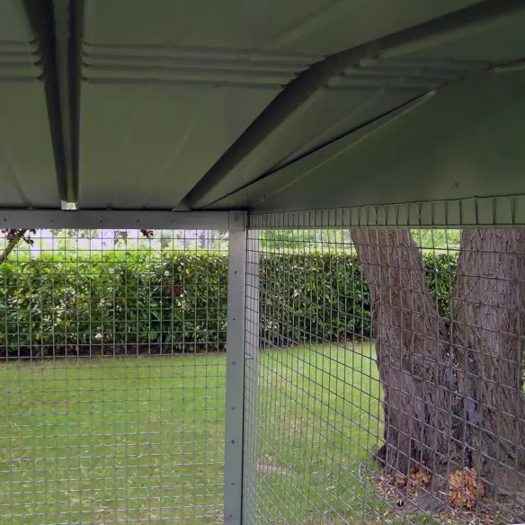 Toit de la volière extérieure pour oiseaux