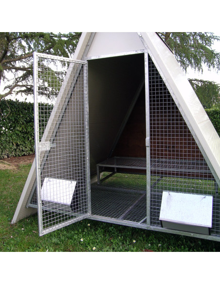 Porte du poulailler surélevé isolé pour poules Porte du poulailler surélevé isolé pour poules