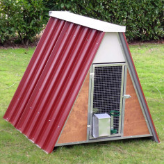 Petit poulailler pour 8 poules avec fond surélevé et accessoires