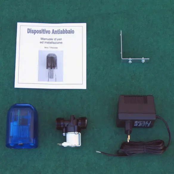 Détail du système anti-aboiement par jet d’eau pour chien