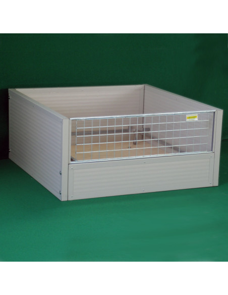 Caisse de mise bas pour chien isotherme en panneaux sandwich