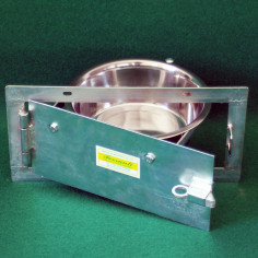 Gamelle pivotante ouverte pour chien
