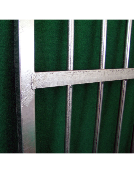 Détail du panneau à barreaux galvanisés pour chenil Détail du panneau à barreaux galvanisés pour chenil