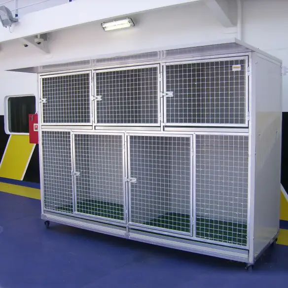 Cage vétérinaire sur mesure pour chiens et chats