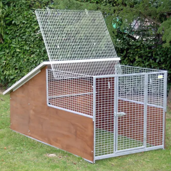 Chenil avec toit en grillage ouvert modèle Cocker