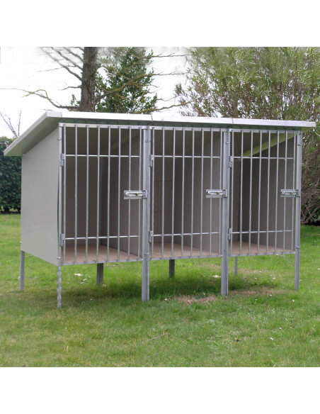 Boxs d’attente pour chiens montés en série