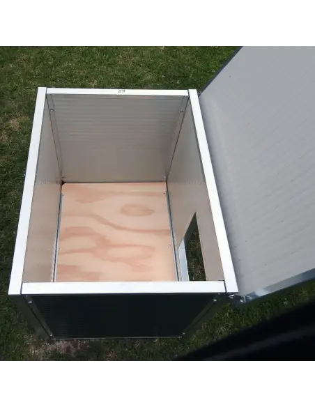 Niche extérieure isolée pour petits chiens verte