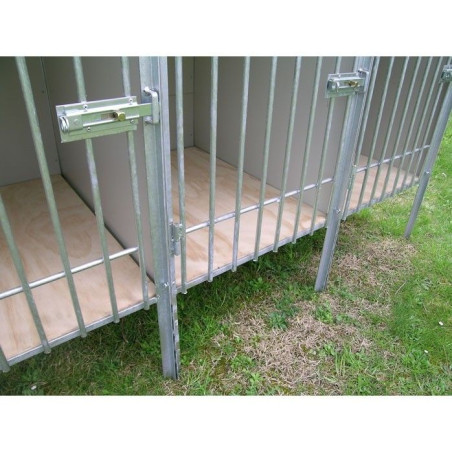Box d'attente pour chien, abri temporaire pour dressage | Ferranti