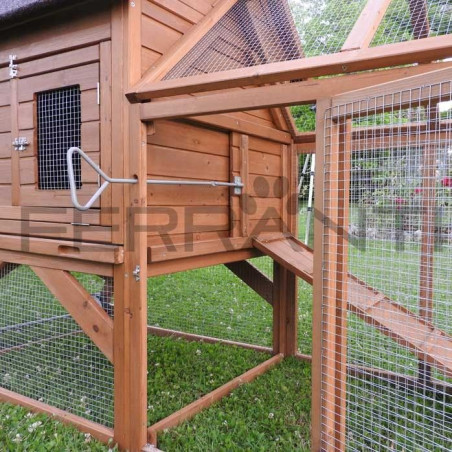 Poulailler Mobile sur Roues en Bois pour 4 Poules | Ferranti